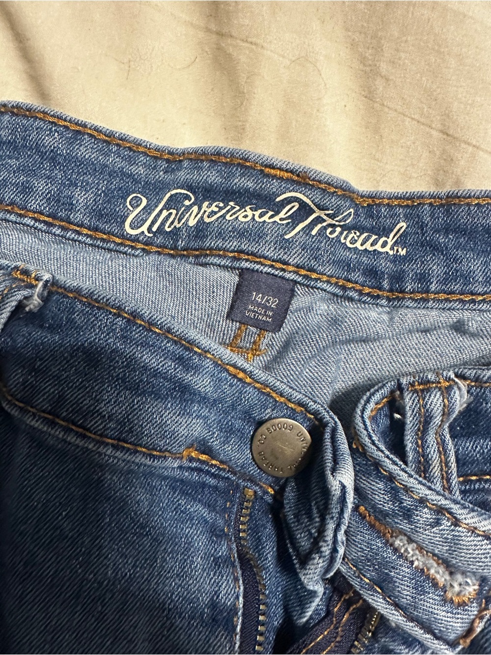 Universal Thread Women's Blue High-Rise Denim Shorts
